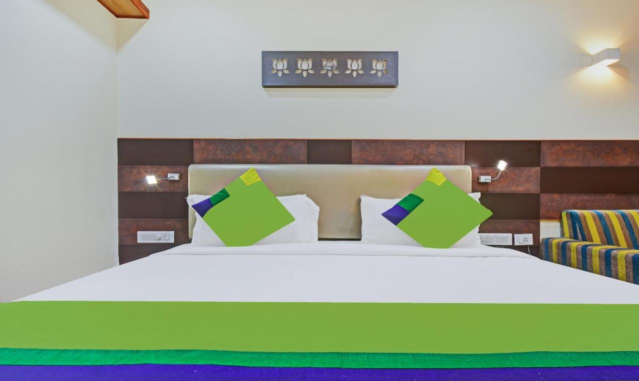 Hotel Mandovin, Удайпур Екстериор снимка