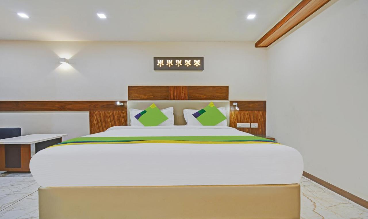 Hotel Mandovin, Удайпур Екстериор снимка