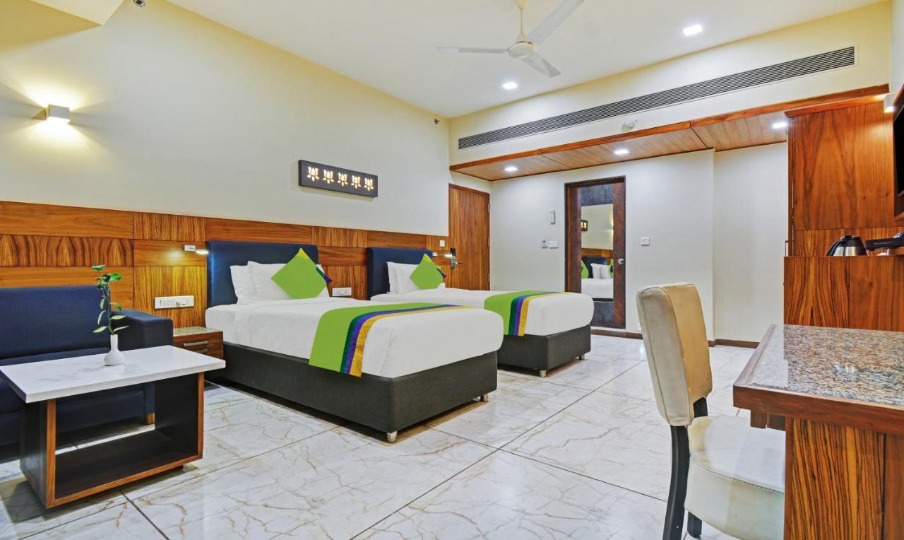 Hotel Mandovin, Удайпур Екстериор снимка