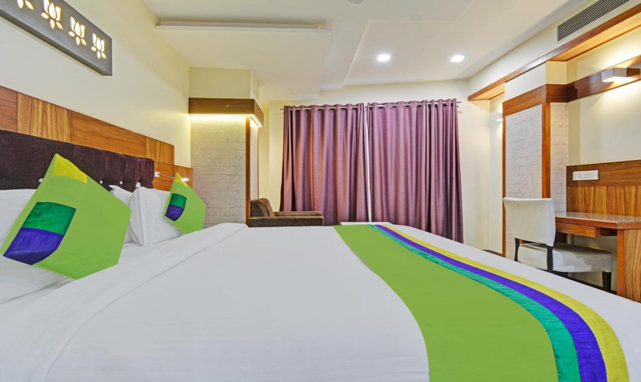 Hotel Mandovin, Удайпур Екстериор снимка